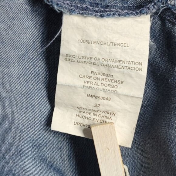 Democracy Chambray Capri Pants Blue Size 22 Pockets Cropped Wide Leg Pull On - Picture 6 of 6